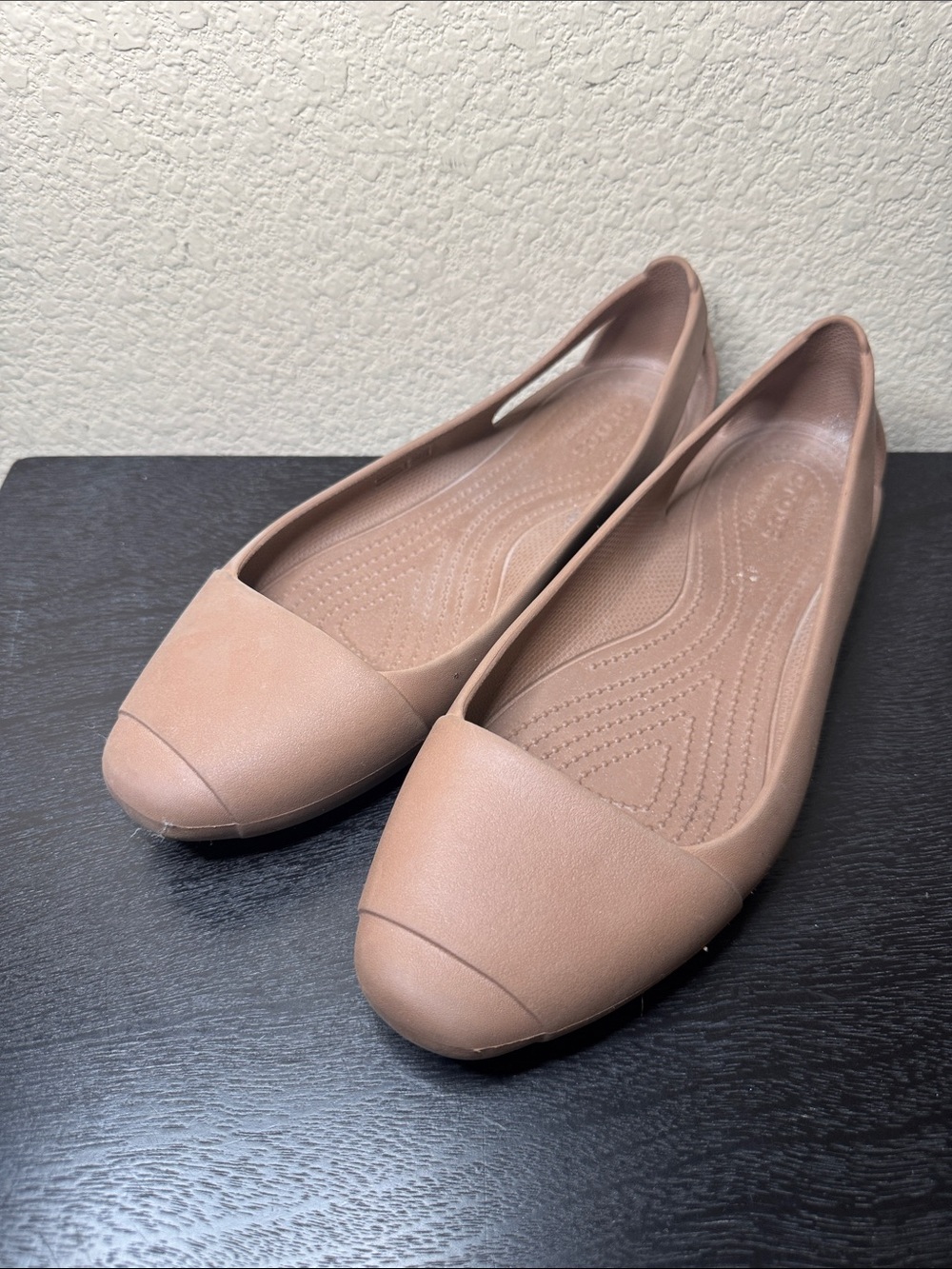 Crocs Women's Nude/Tan Slip-On Ballet Flats Size 10